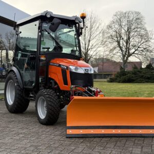 Tafe Allrad-Universalschlepper 6028H KB mit Winterpaket und Kommunalbereifung